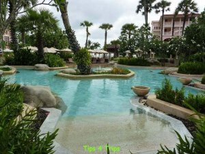 The shallow pool at the Centara Grand Phuket