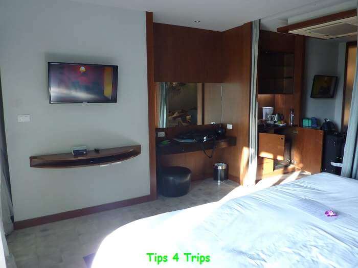 The Mai Khao Lak deluxe suite amenities