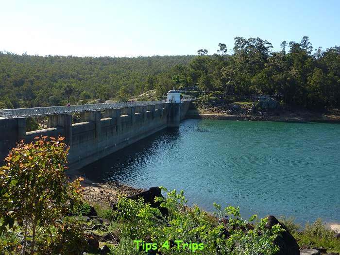 Mundaring Dam wall surrounded by bush