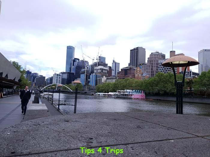 View of the Yarra River from Southbank in Melbourne